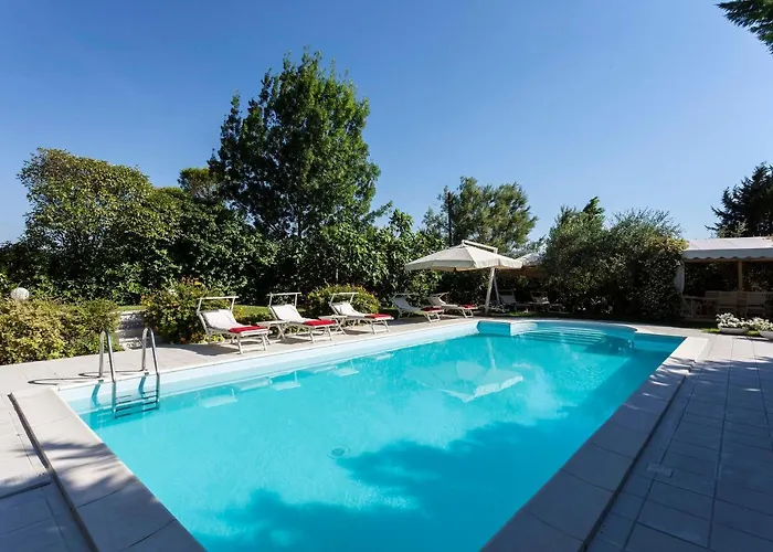 Villa Tramonto Luxury With Private Swimming Pool