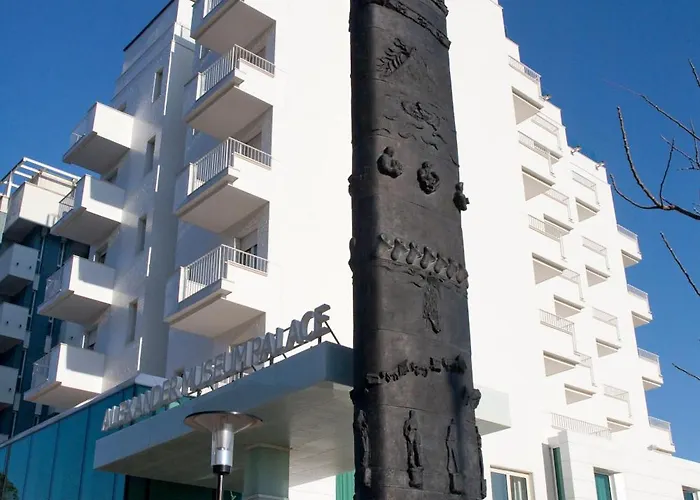 Hotel Alexander Museum Palace