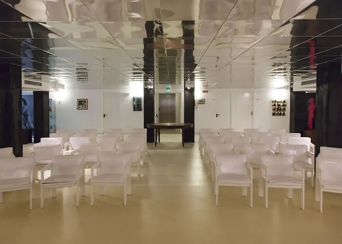 Hotel Alexander Museum Palace
